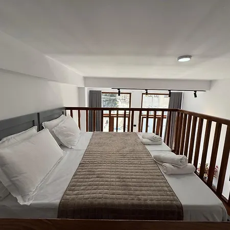 Es Duplex Otel