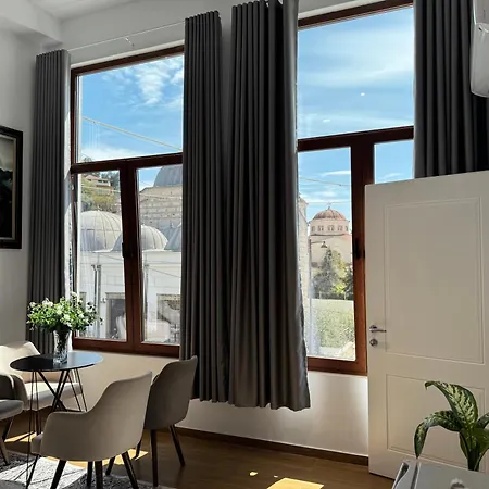 Szálloda Es Duplex *